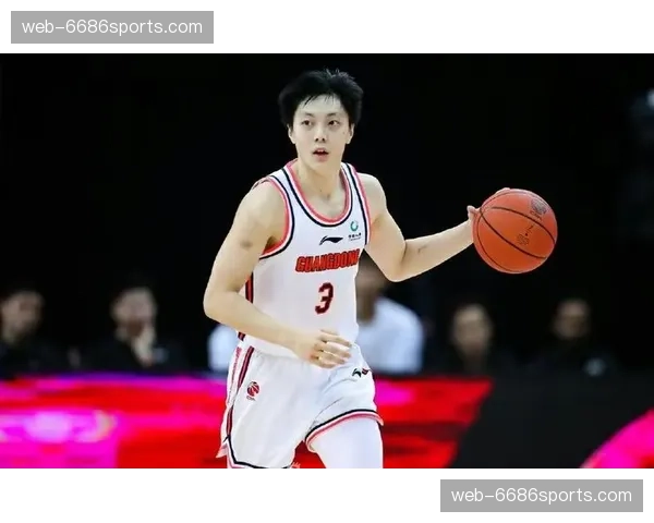 胡明轩外线防守压迫性联盟顶级 进攻端需提升投篮稳定性