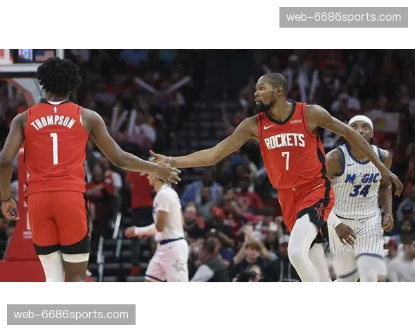 马刺Box-and-One战术极致围剿杜兰特 放空外线策略基于火箭阵容短板